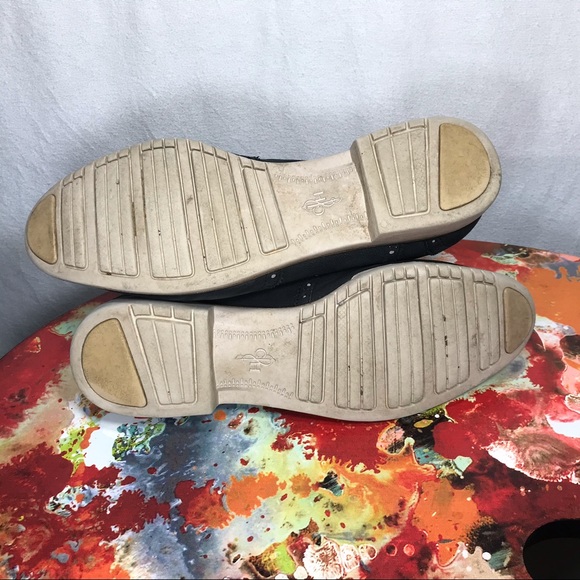 Cole Haan Blue Suede Wingtips - Picture 5 of 8